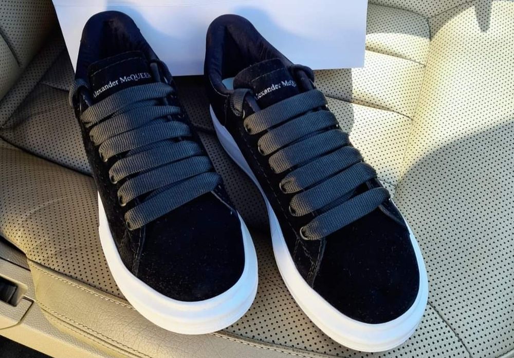 Дамски маратонки различни модели