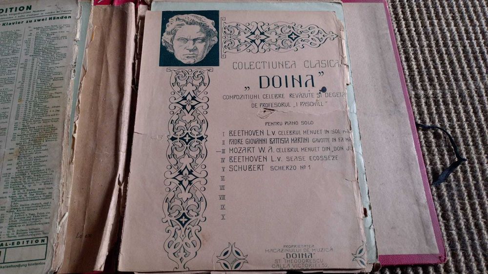 Set partituri muzicale vechi