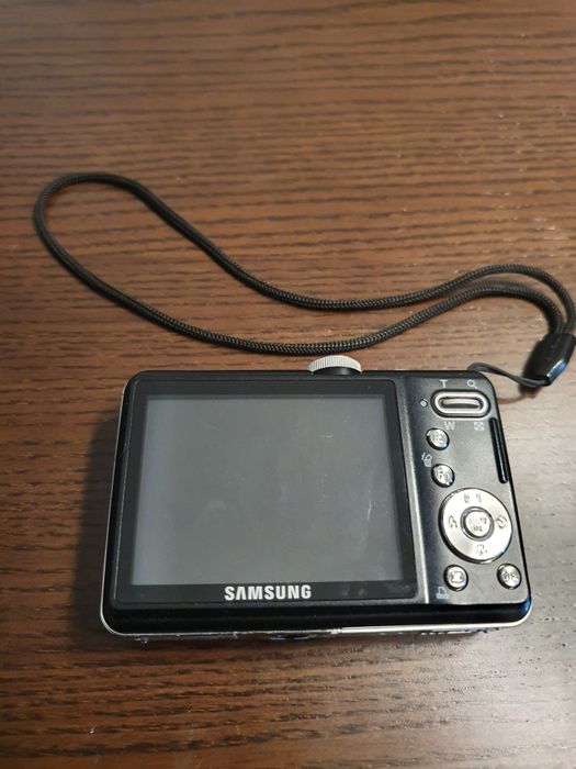 Фотоапарат Самсунг 13.6 мегапиксела