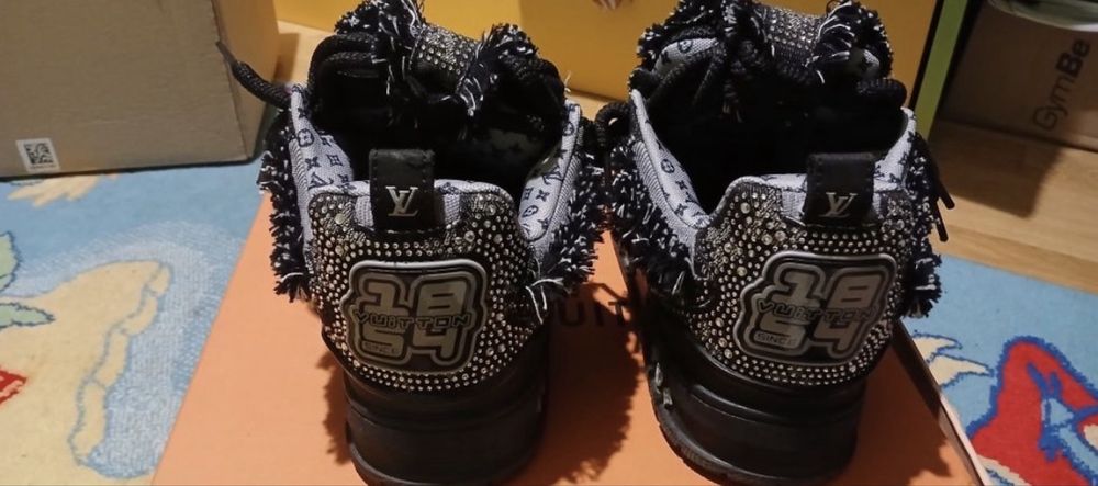 Lv Skate