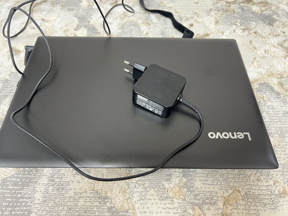 Lenovo ideapad 320-15IAP