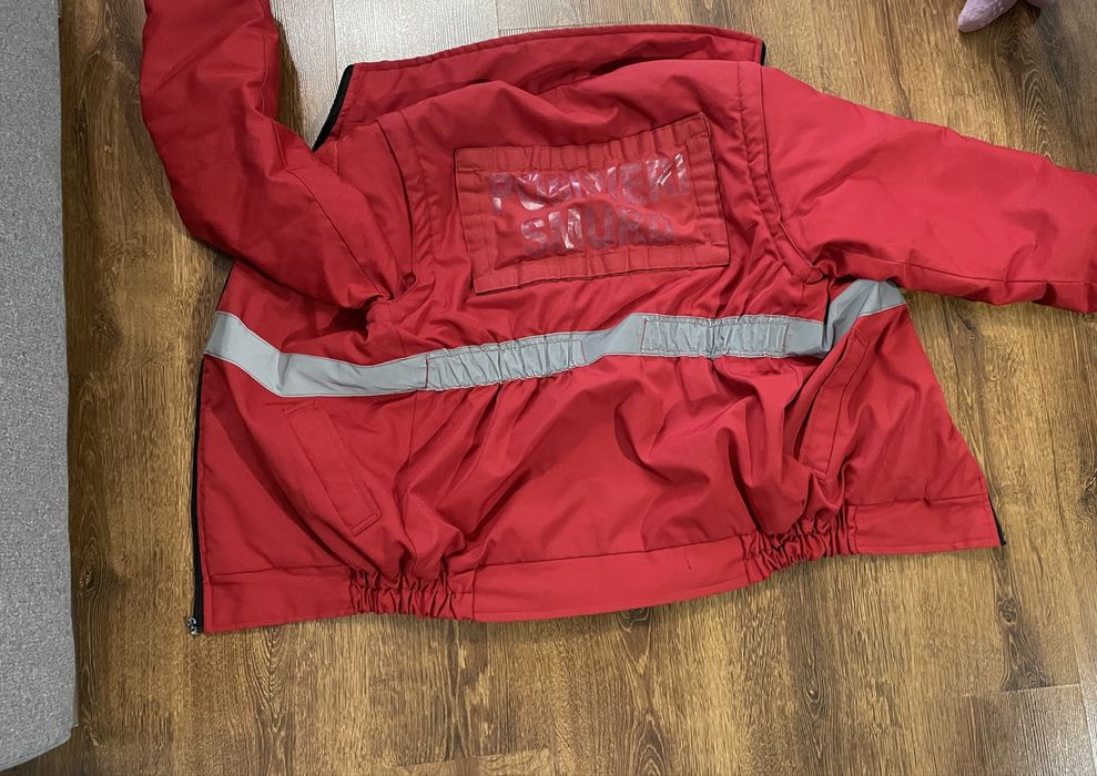 Vand geaca de SMURD marimea 46