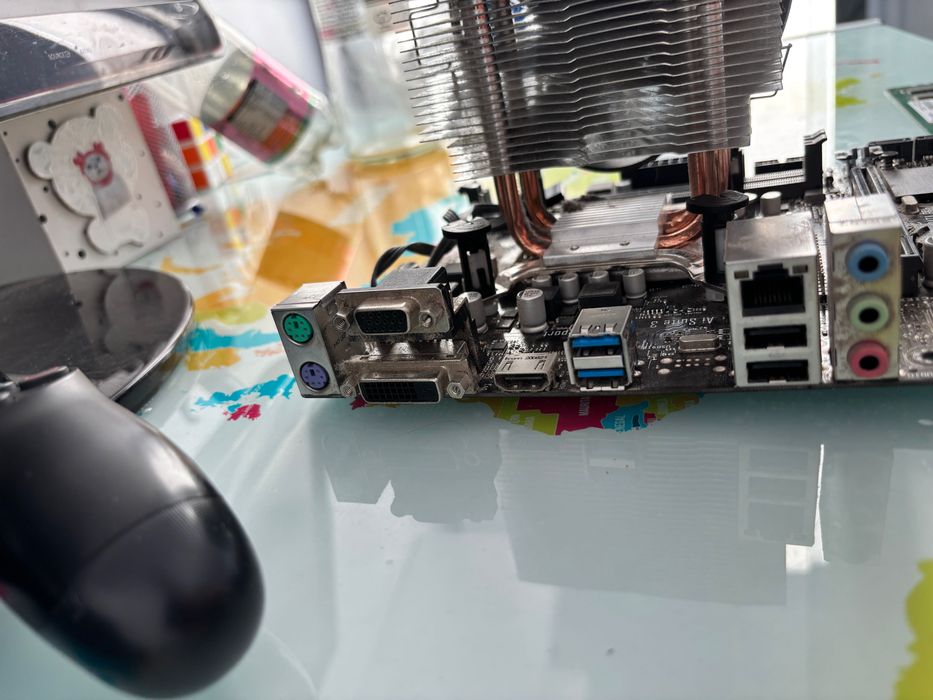 Combo placa de bază intel i5 9600k cooler deepcool 8gb ram ddr4