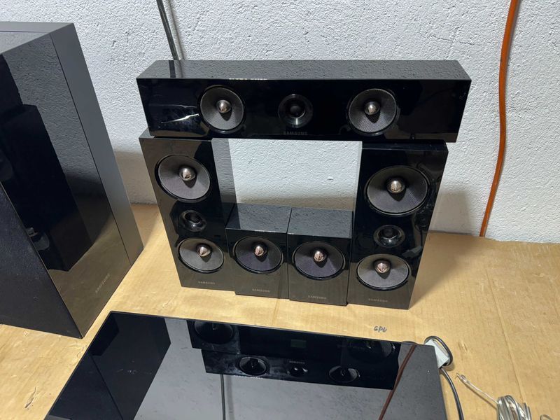 Домашно кино Samsung HT-Е6500