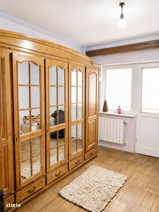 Apartament spațios 3 camere, 78 mp, central Drăgășani – zonă Rusidava