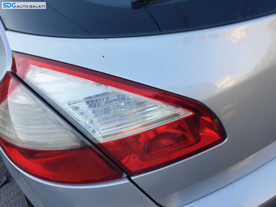 Stop Lampa Tripla Stanga de pe Hayon Haion Portbagaj Renault Megane 3 Hatchback 2008 - 2015 [C3400]