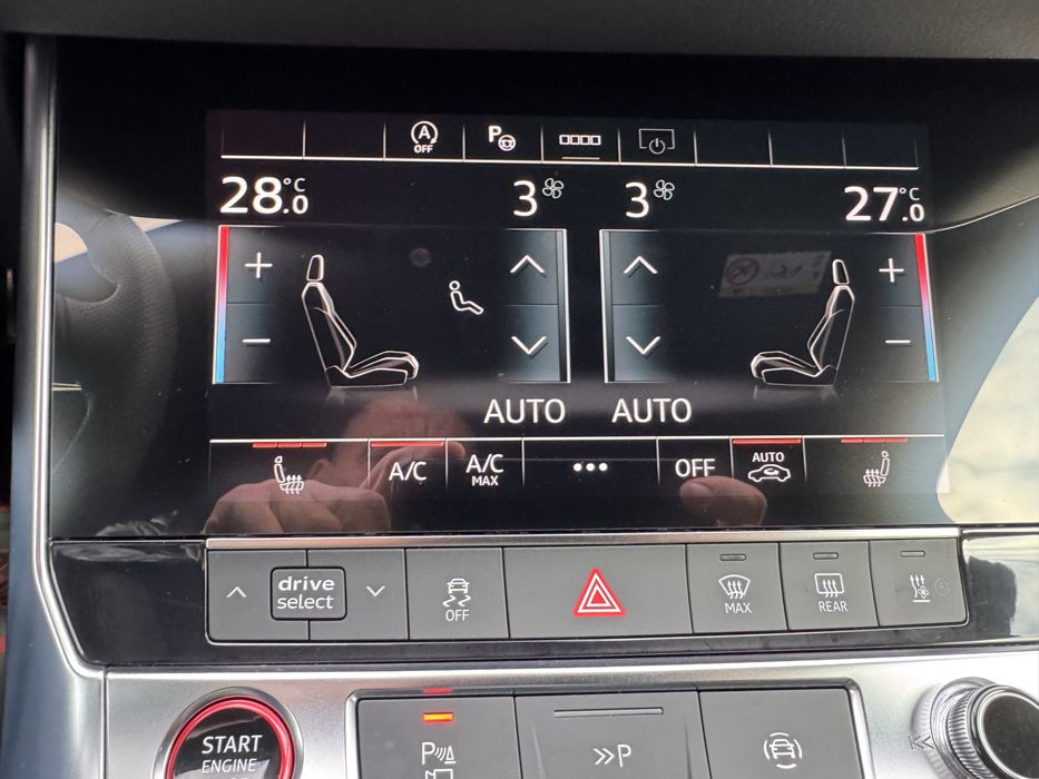 Продавам салон за Ауди А6/S6 C8 avant КАТО НОВ!!!