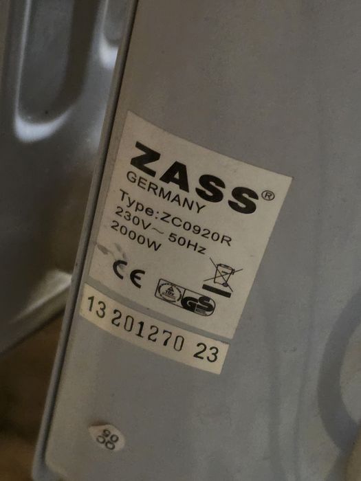 Масляной обогреватель Zass