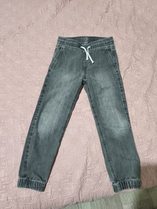 Дънки и панталони 122 размер момче