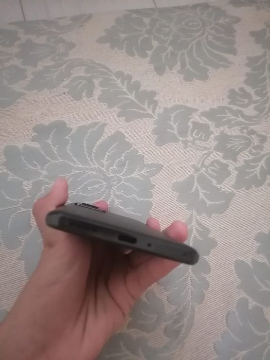 Realme GT NEO 3 150W.  12/256