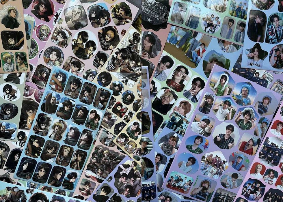 стикеры мини аниме