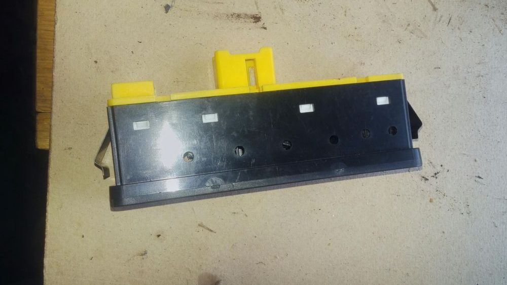 Butoane bord vechi noi vitara