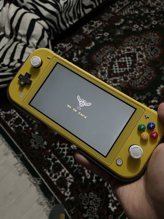 Нинтендо Свитч Лайт Чипованый