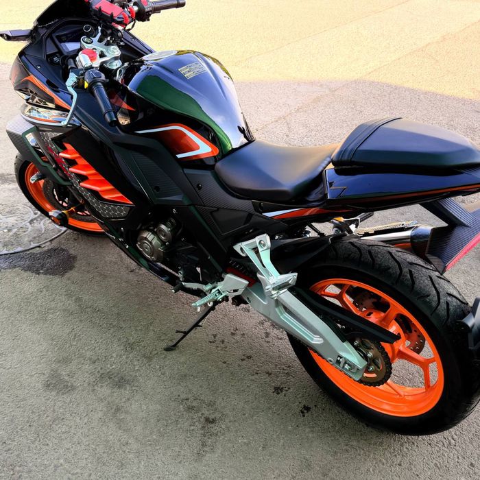 ducatti 400 kub срочно идеал