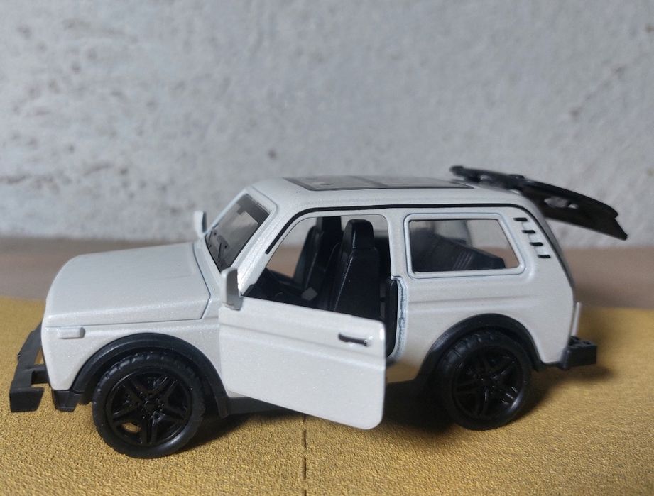 Моделька ВАЗ 21213 НИВА