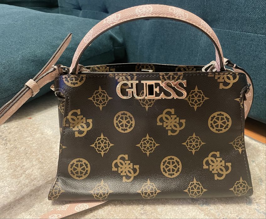 Чанта Guess кафява