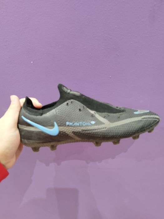 Професионални бутонки nike phantom