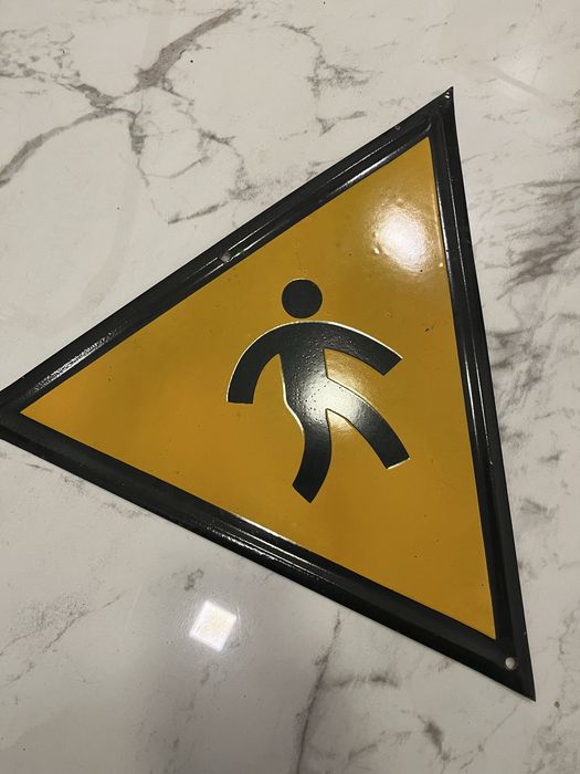 Табели, емайлирани