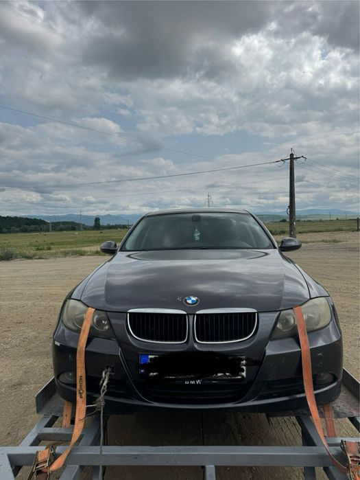 Dezmembrez bmw e90 318d
