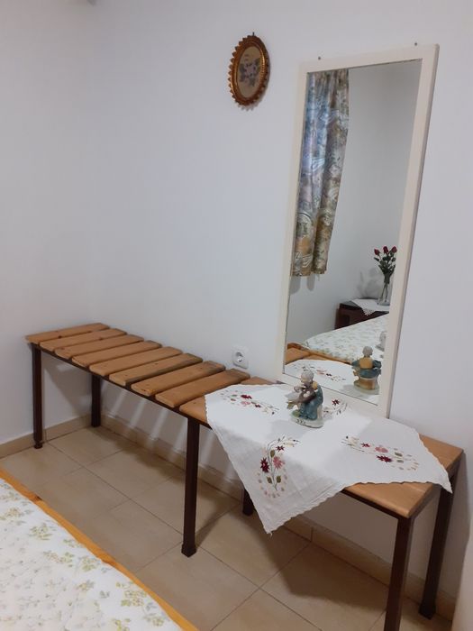 Сграда с три самостоятелни апартамента