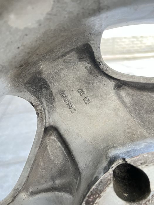 В продаже Диски оригинал