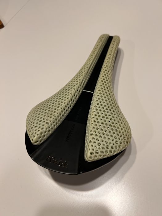 Sa Fizik Antares Versus Evo 00 Adaptive