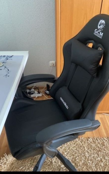 Продам игровое кресло