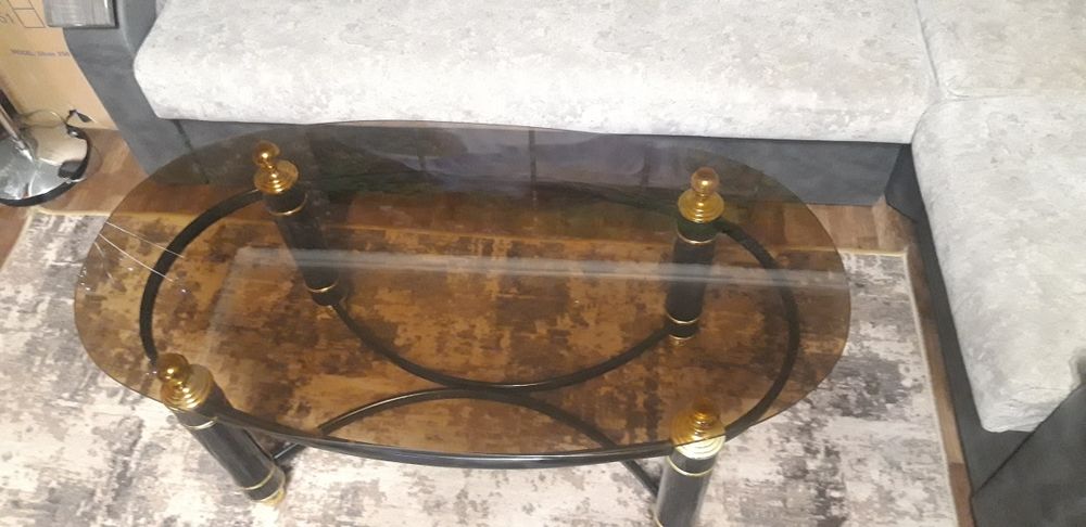 Продам журнальный столик