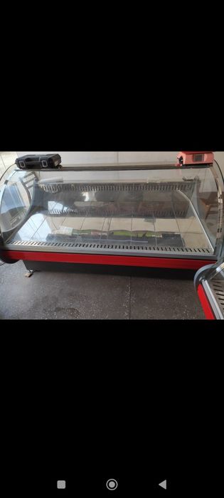 Витрина холодильник сотилади размер каттасидан