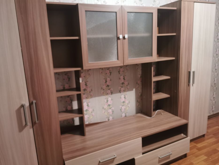 Продам стенку. В хорошем состоянии.