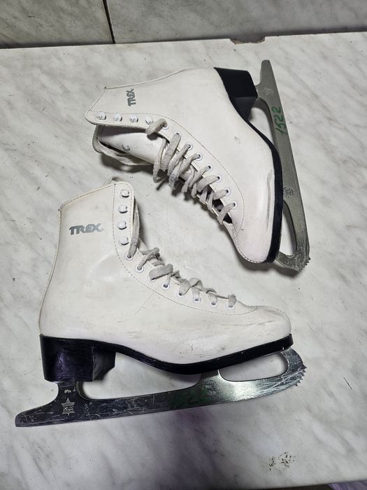 Patine 1522 gheata patinaj artistic   marime 37 (25   cm)