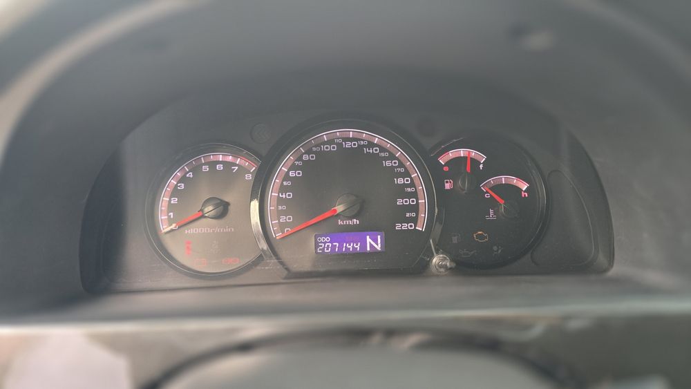 Lacetti sotiladi 1.6 avtomat 3 poz