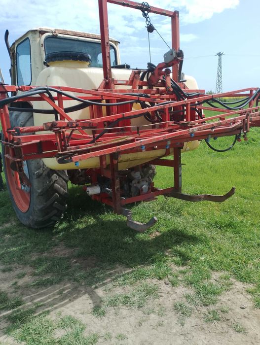 Навесна пръскачка