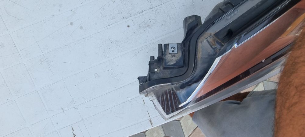 Far stanga Toyota chr