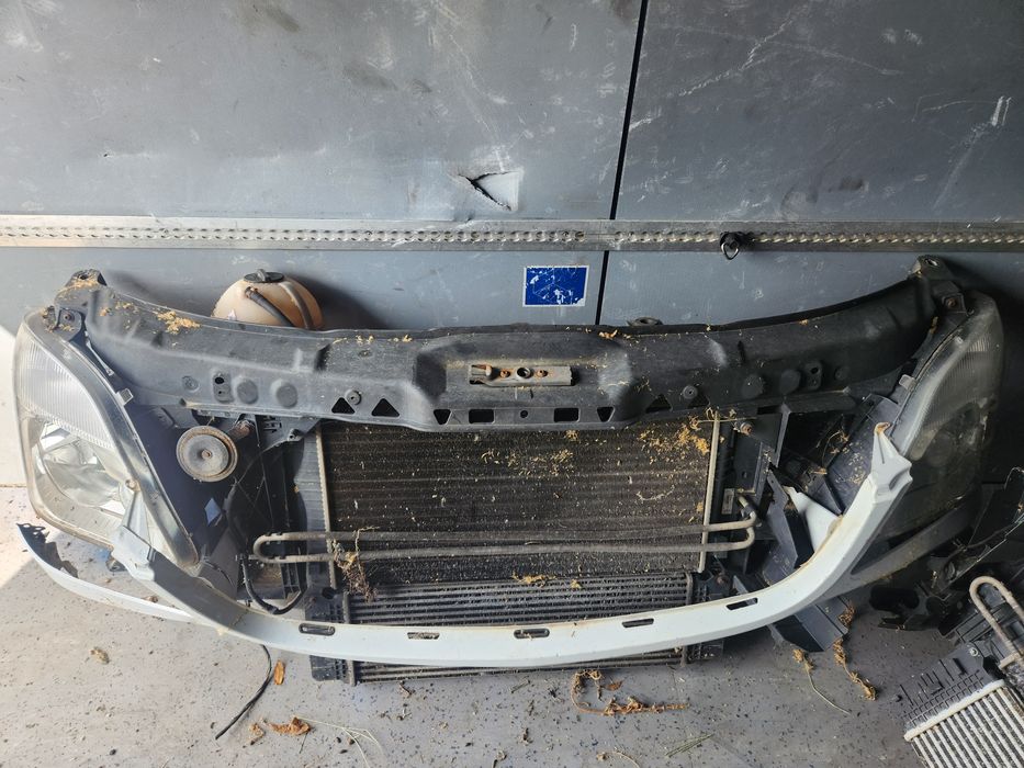 Radiator interculer. Apa Mercedes Sprinter