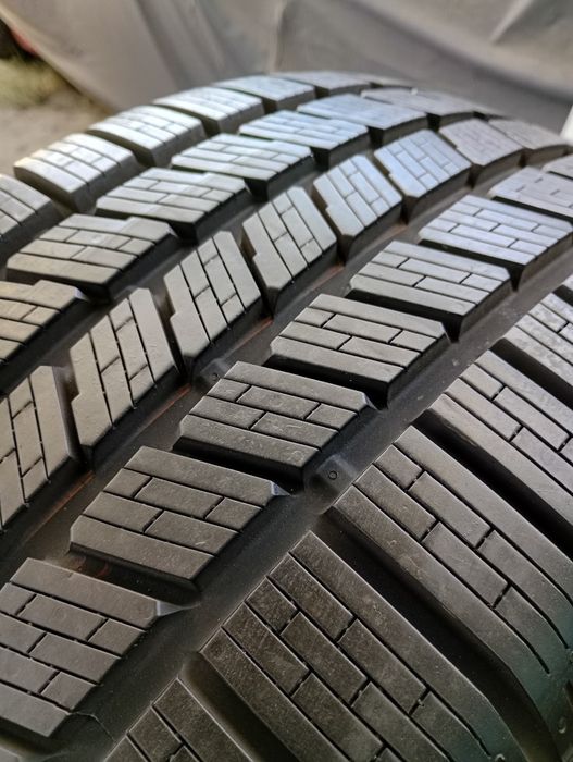 Почти нови 4бр.255/50/19 Pirelli  дот3715