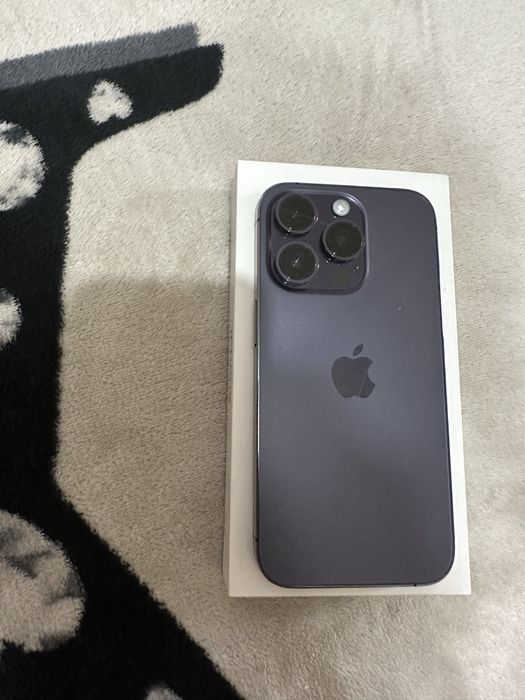 Продам Айфон 14 Про