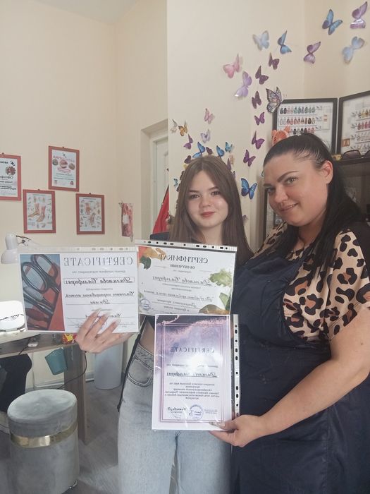 Курсы мастер маникюра с нуля.