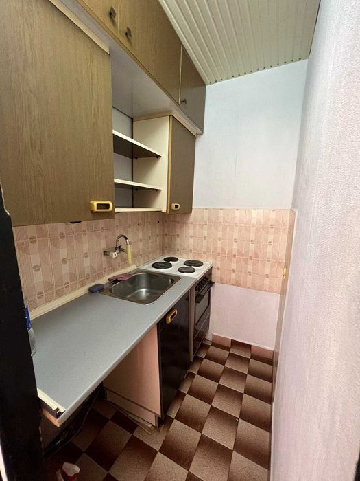 Продава се Двустаен апартамент в Враца, Център - 68 кв.м за 1245 €/кв.м - Снимка #3