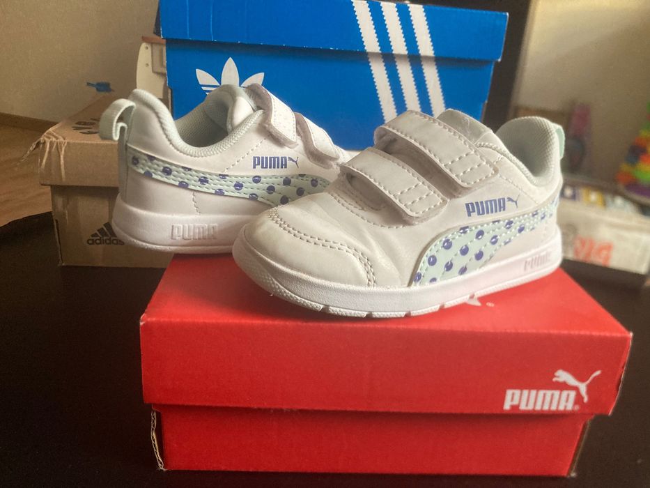 Детски маратонки 21номер много запазени