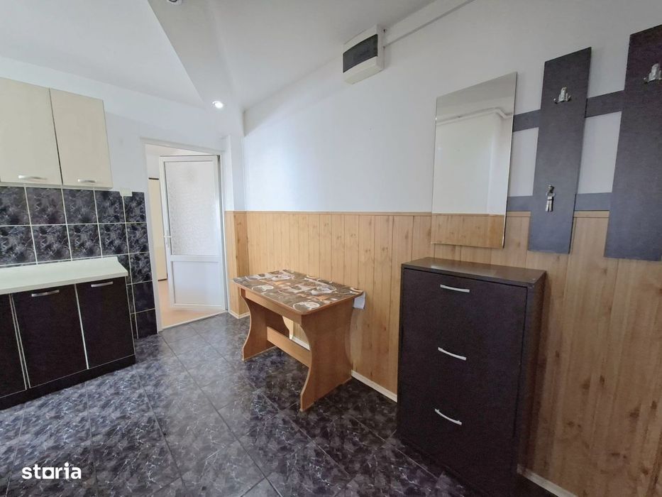 DE INCHIRIAT - Apartament 2 camere, Liliacului -Codlea