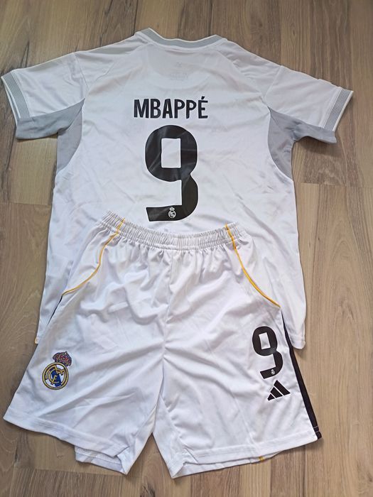 Vând echipamente copii