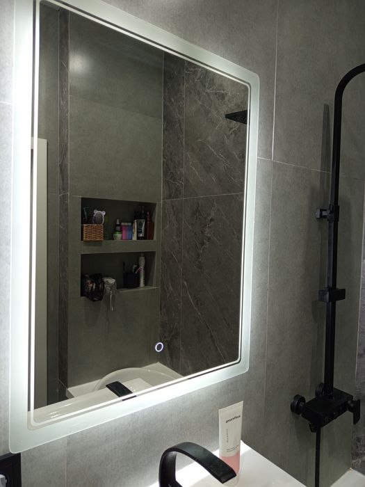 Продам зеркало для ванной