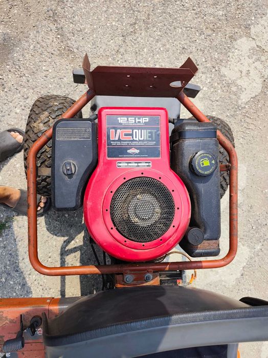 Продава се косачка husqvarna