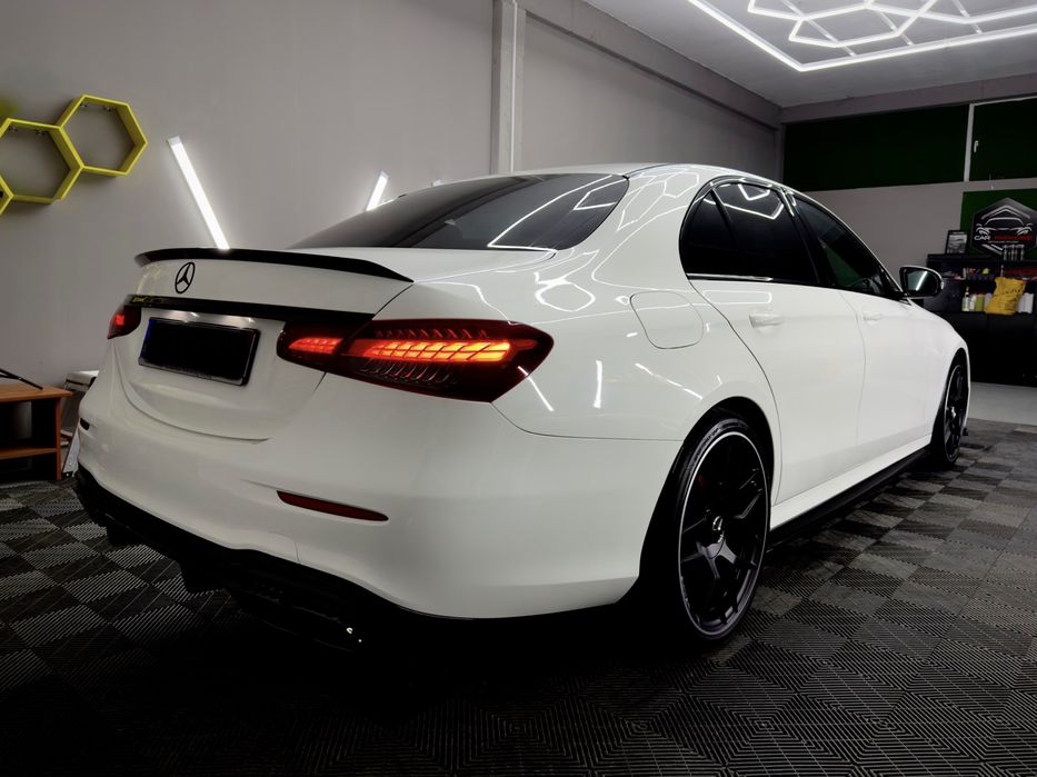 Mercedes-Benz E220cdi FACELIFT 6.3 AMG пакет