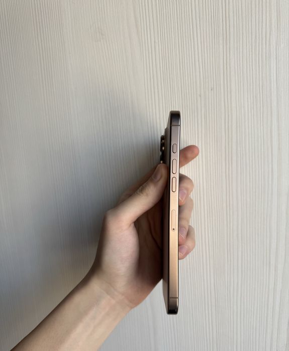 Iphone 16 pro max 256gb Идеал