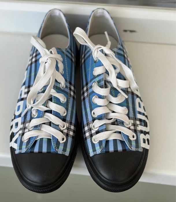 Продам кеды Burberry