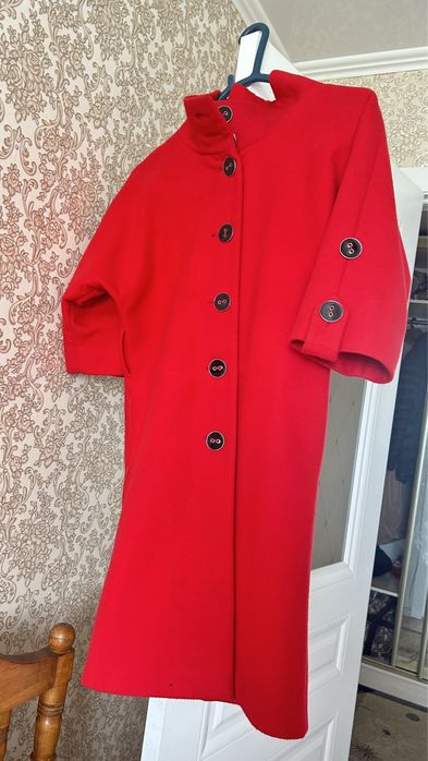 Продам женское пальто