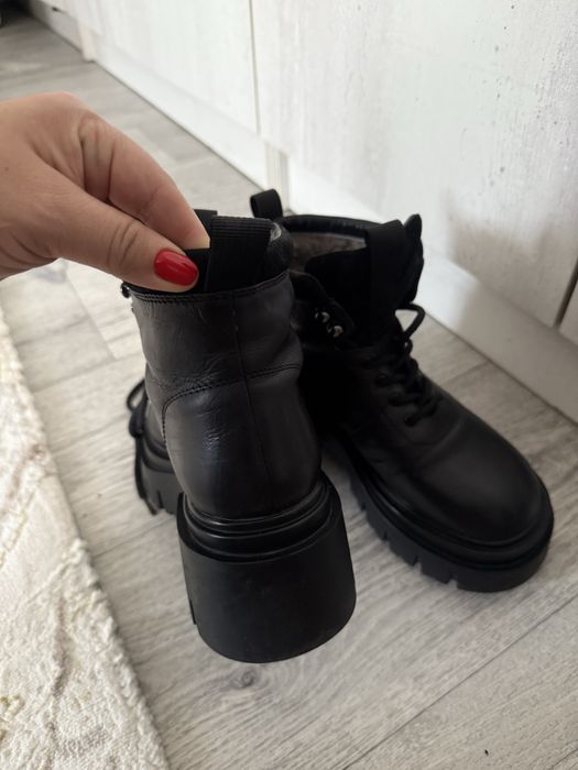 Ботинки от Sasha Fabiani