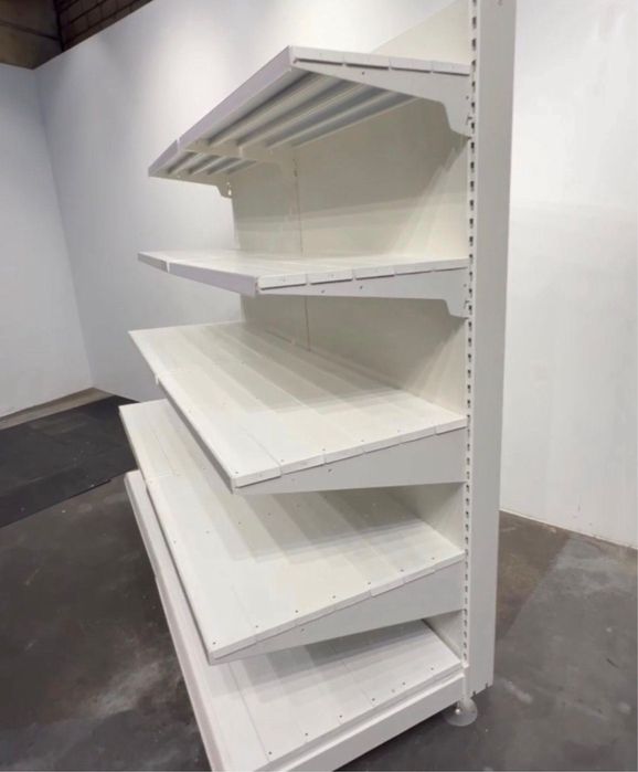 Rafturi de magazin metalice reglabile